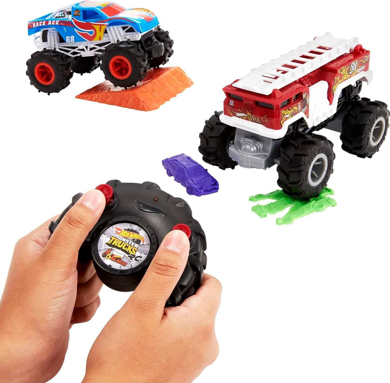 Hot Wheels RC Monster Trucks (2 шт.), 1 Race Ace и 1 HW 5-Alarm в масштабе 1:24