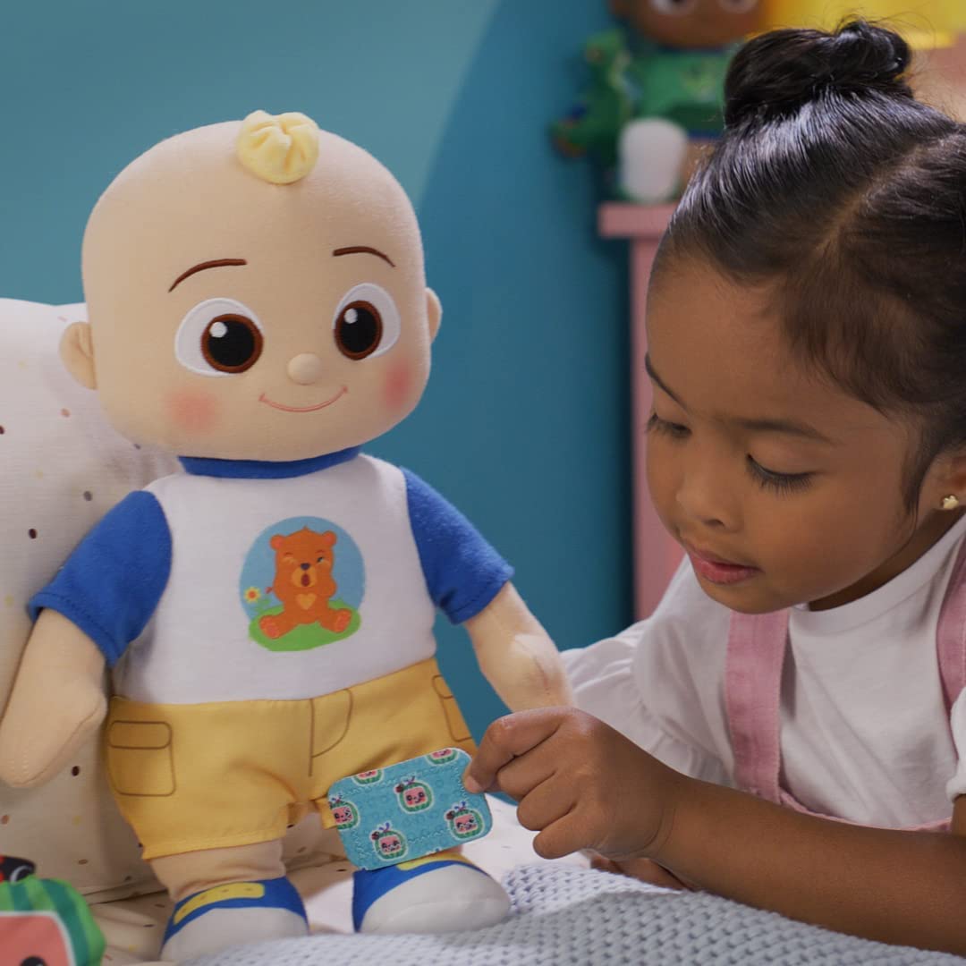 Интерактивная обучающая кукла CoComelon Boo Boo JJ Deluxe Feature Plush