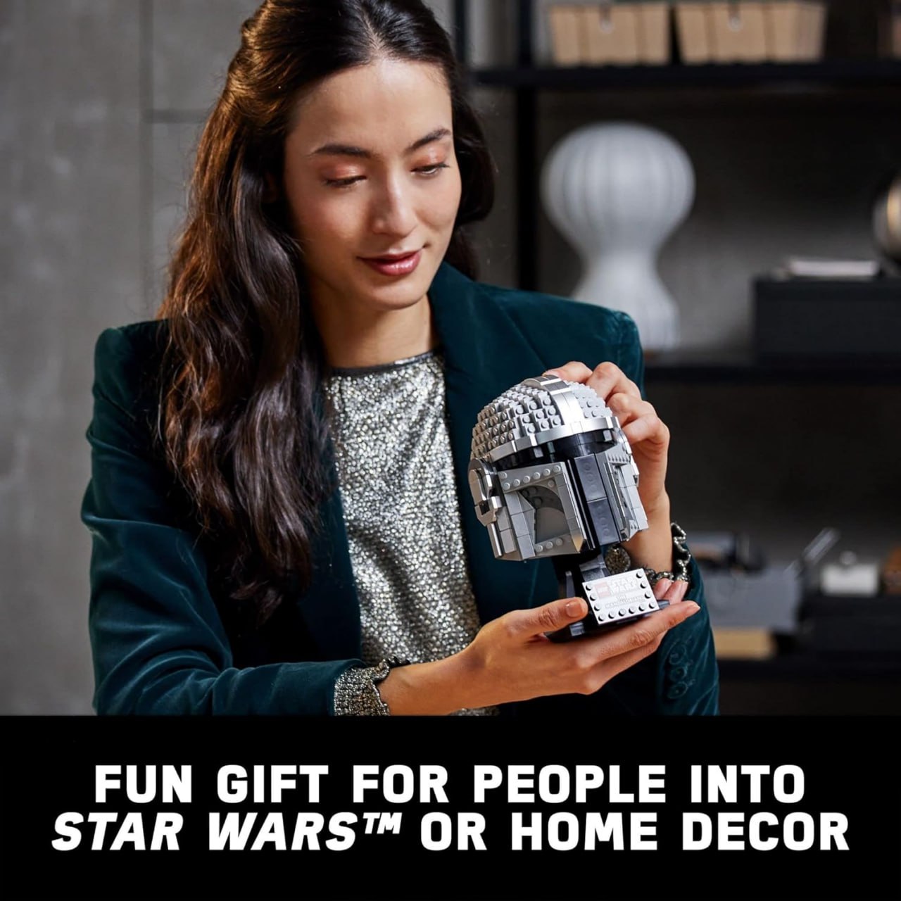 LEGO Star Wars The Mandalorian Helmet, набор для сборки и демонстрации шлема Мандалорца, коллекционный декор для дома в стиле «Звездных войн», идея подарка для классических поклонников «Звездных войн»