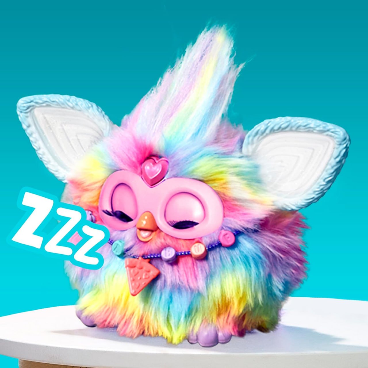 Furby Tie Dye — интерактивная мягкая игрушка с 15 модными аксессуарами. Подходит для девочек и мальчиков от 6 лет. Аниматроник с голосовым управлением для увлекательной игры и общения